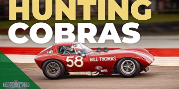 Venomous Racer Battles in Classic TT Showdown