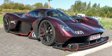 Valkyrie AMR Pack Unleashed: Street-Legal Hypercar Hits Redline