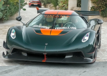 Koenigsegg Jesko Attack: Rapid Launches & Roaring Redlines