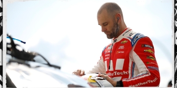 Persistence Triumphs: Underdog Dethrones Racing’s Road King