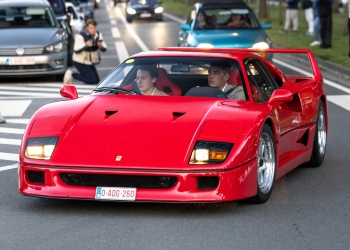 Knokke’s Supercar Extravaganza: Rare Beasts & Smoke Shows