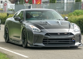 Monstrous GT-R Fleet: 2000HP Nismo Leads R35 Power Party