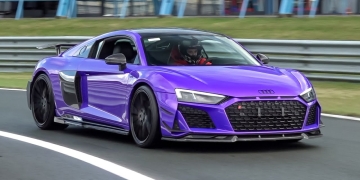 Supercars Race: From Porsche to Audi, Pure Power Unleashed