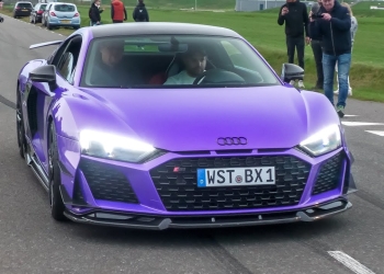 Savage R8 V10 Unleashed: Sound of Thunder on Streets