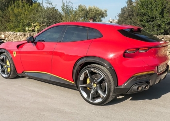 Ferrari Purosangue Roars: Raw Speed & Ferocious V12 Sound