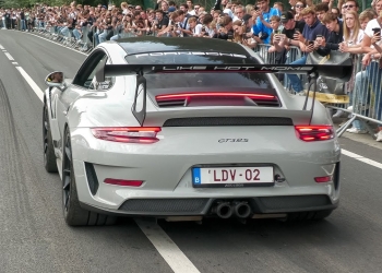 Supercar Drag Race Showdown: 1000-1500HP Monsters Face Off