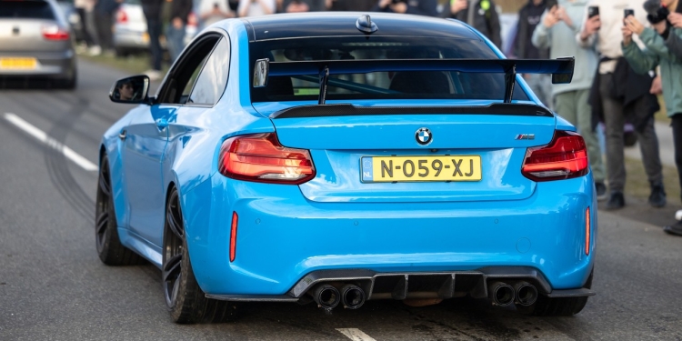 Supercars Unleashed: M5 CS, Aventador & Modified AMG Light Up Streets