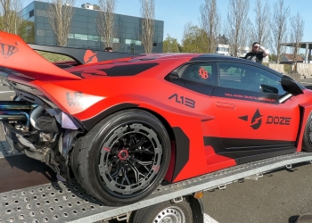 Modified Monsters: Huracan, Jesko & BMW E30 Light Up GR8 ICS Meet