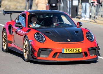 Dream Machines: LaFerrari Leads Hypercar Invasion